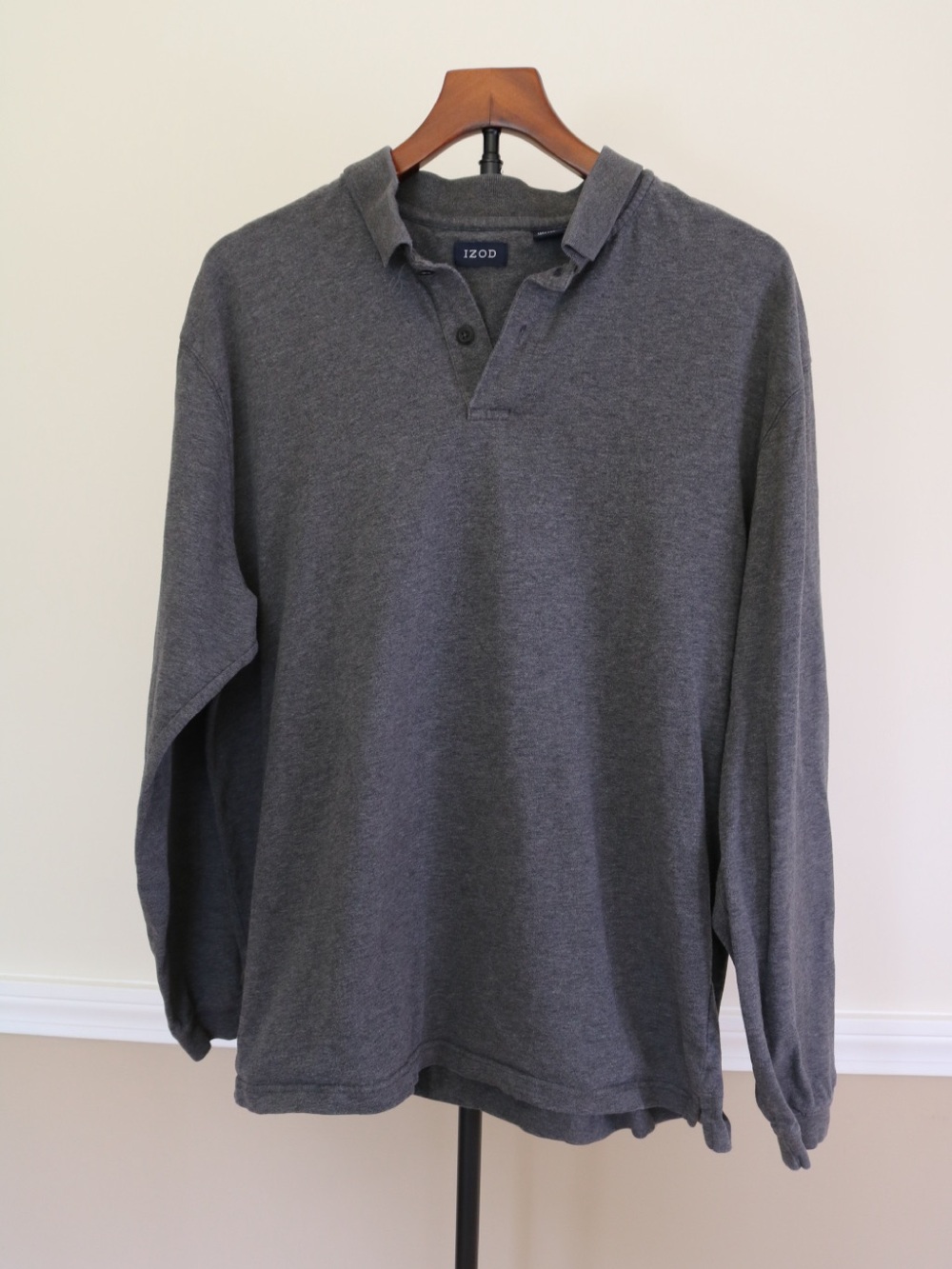 Izod Men's Long-Sleeve Polo in Charcoal Gray